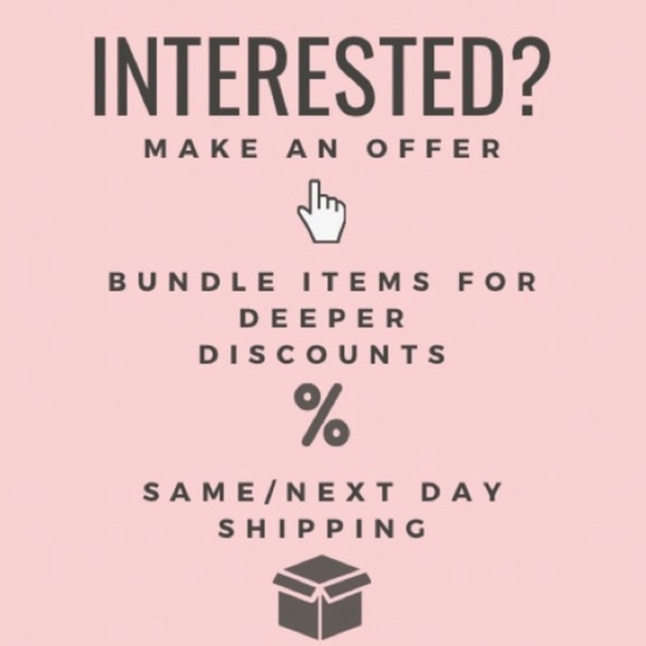 Lulu’s emerald green plunge neck homecoming dress - Picture 7 of 8